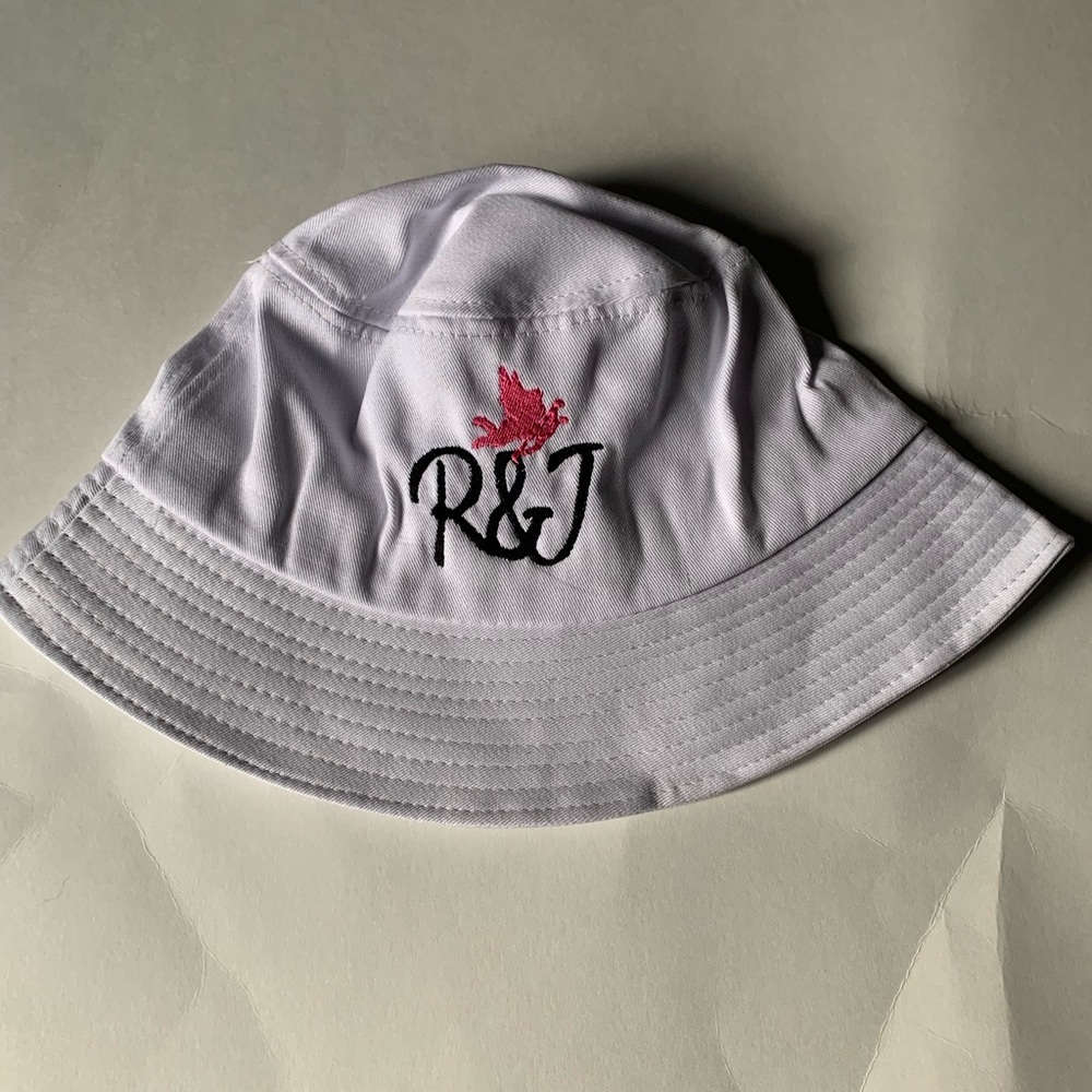Stylish R&J bucket hat
